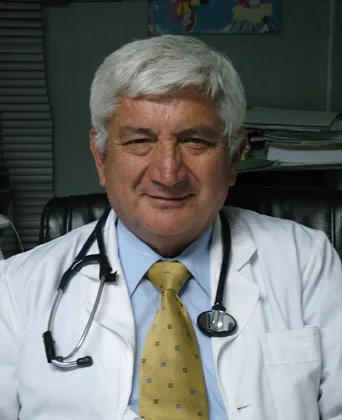 Héctor Palomino Zuñiga, fundador de CENIN Centros Médicos