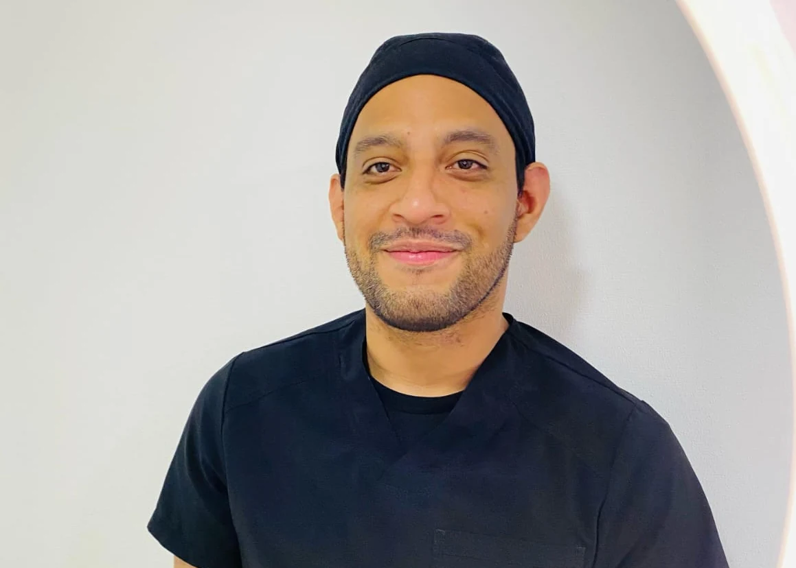 Dr. Gregorio Caballero, cirujano dentista de la Clinica Dental CENIN