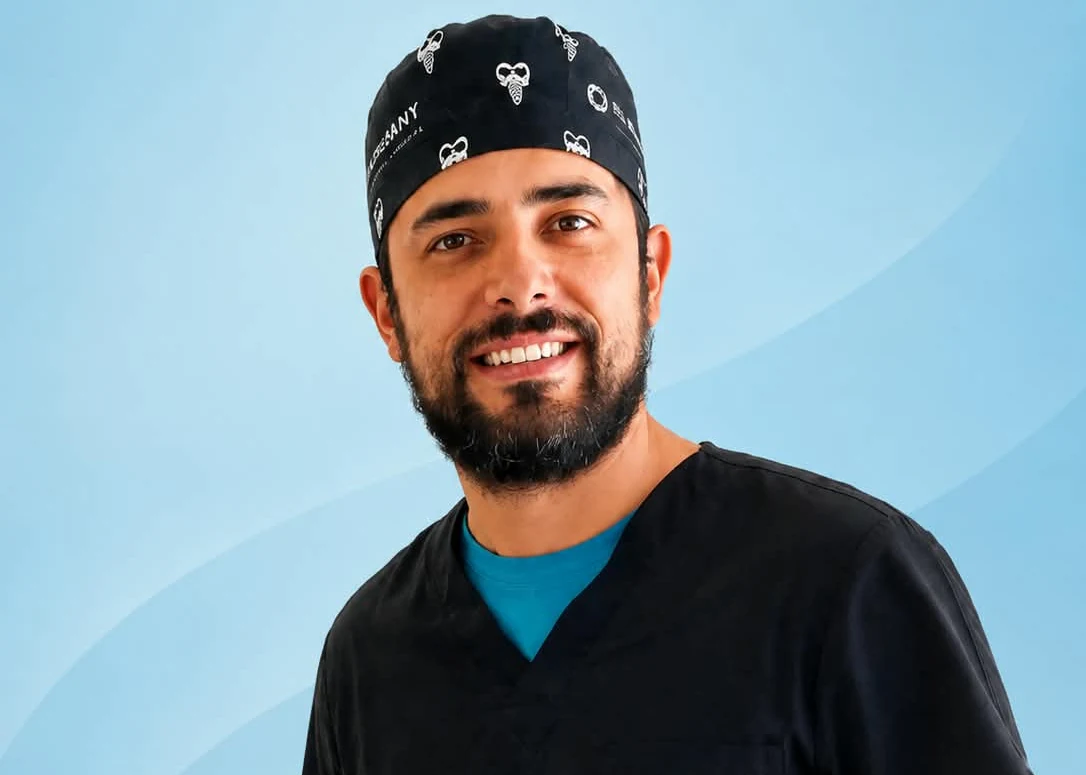 Dr. Leandro Foncea, odontologo de la Clinica Dental CENIN
